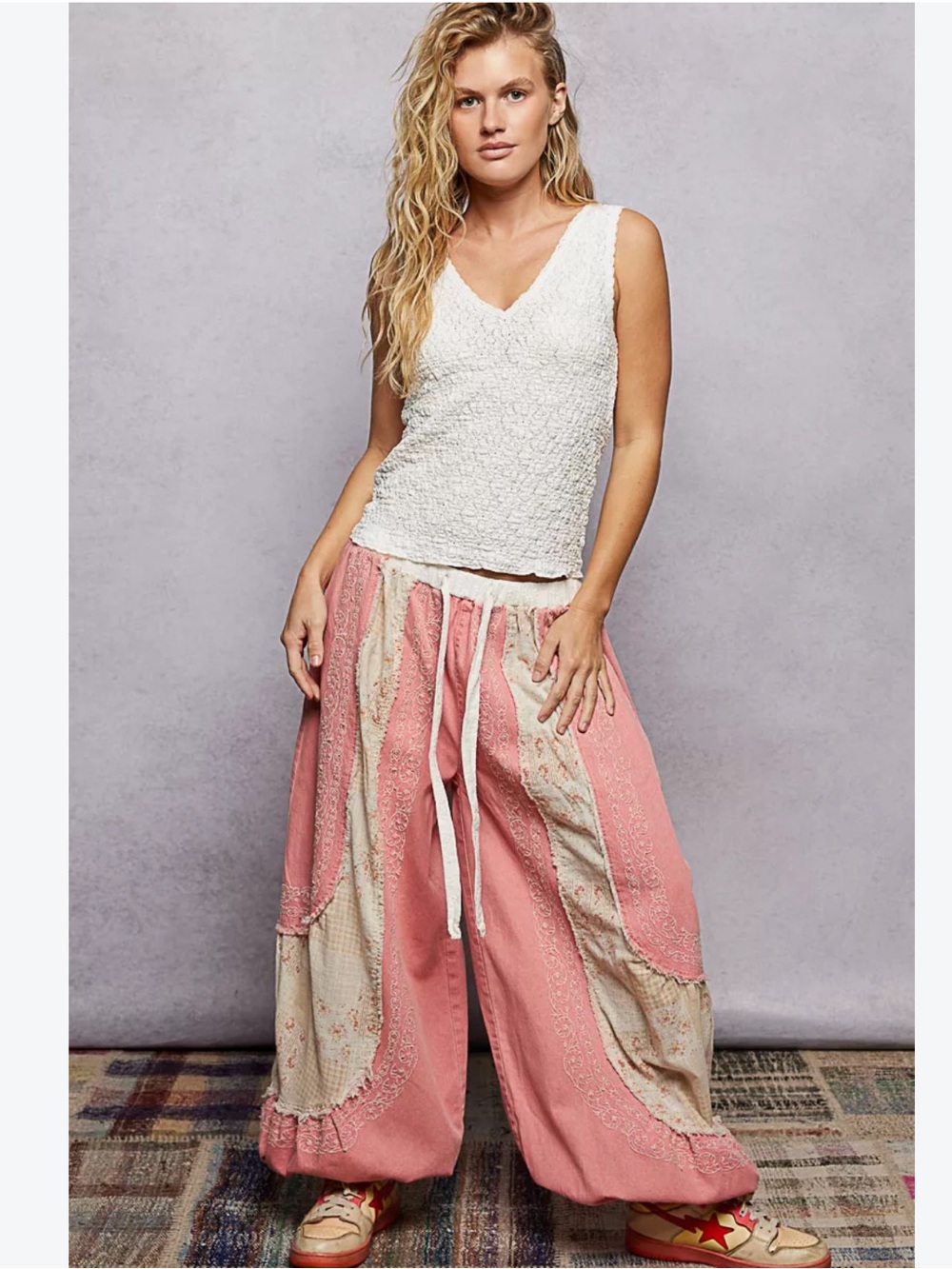 New: POL “Desert Rose” Floral Patchwork Embroidered Detail Jogger Style Pant• M